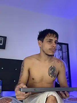 Luke Stone online show from 10-14-25, 05:36