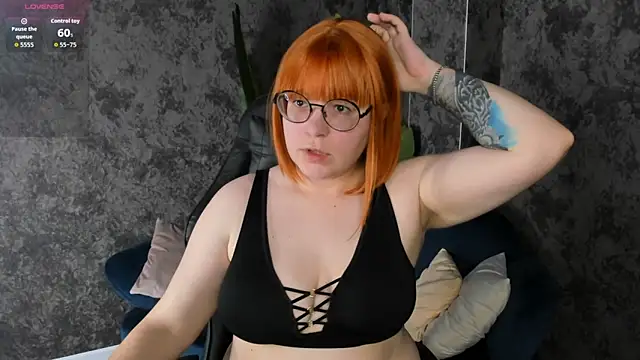 Michelle Wilsson online show from 10-23-25, 06:13