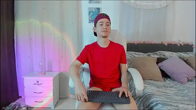 ThiagooJames online show from 12-01-25, 03:22