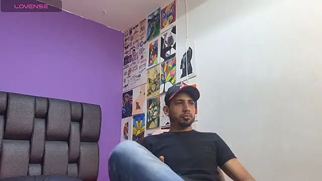 ashtoncooperr online show from 10-14-25, 07:03