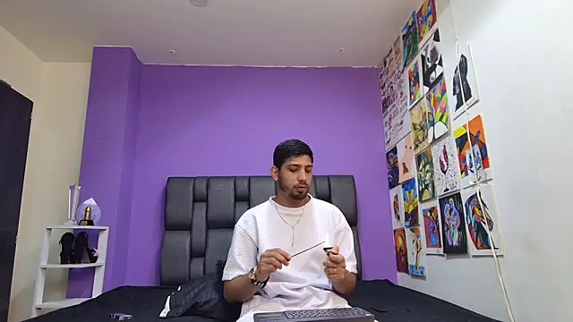 ashtoncooperr online show from 10-17-25, 07:27