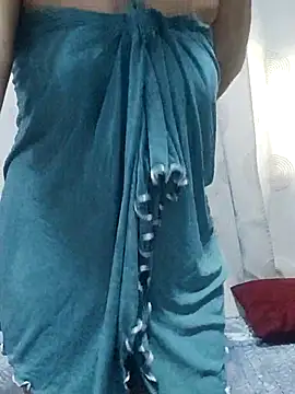 Snapshot of linakhalifa chatting on 09-14-25, 01:10 linakhalifa online show from 09-14-25, 01:10