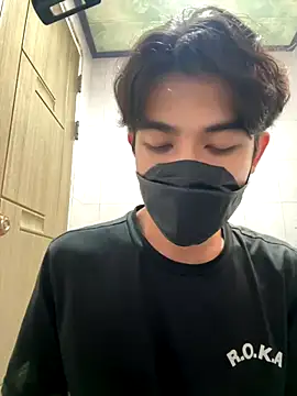 Snapshot of SongJinWoo007 chatting on 10-04-25, 12:52 SongJinWoo007 online show from 10-04-25, 12:52