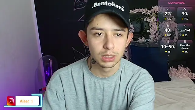 Aleecandrews online show from 11-12-25, 07:13