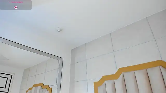 MaddieParker online show from 11-21-25, 07:56