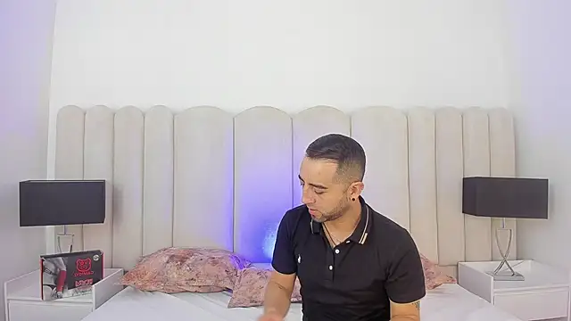 Lushian  online show from 05-22-26, 04:12