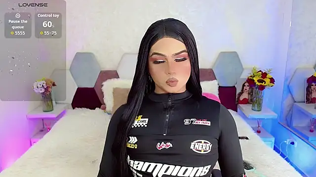 kushina uzumaki75 online show from 11-09-25, 06:06