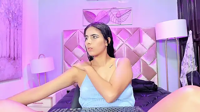 DanniaKross online show from 09-20-25, 04:35