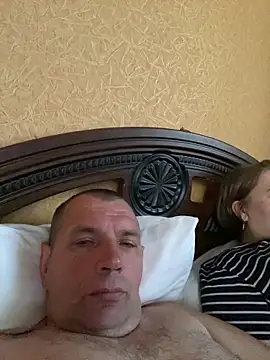 Snapshot of ReginaAndGordon chatting on 04-15-26, 03:52 ReginaAndGordon online show from 04-15-26, 03:52