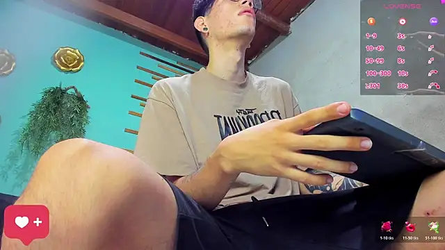 david huge online show from 11-01-25, 01:35