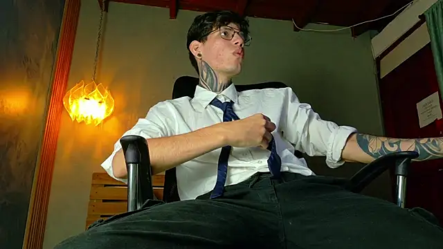 david huge online show from 05-24-26, 02:49