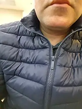 LeoMaduroSP online show from 06-12-26, 01:32