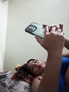 Snapshot of srimasrima chatting on 10-13-25, 03:01 srimasrima online show from 10-13-25, 03:01