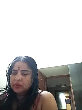 Snapshot of srimasrima chatting on 10-24-25, 10:50 srimasrima online show from 10-24-25, 10:50