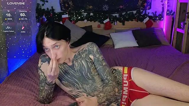 Snapshot of Martin_Jin chatting on 12-14-25, 05:18 Martin Jin online show from 12-14-25, 05:18