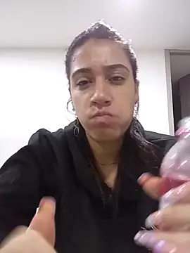 Snapshot of Samantha_hotly chatting on 09-25-25, 11:47 Samantha hotly online show from 09-25-25, 11:47