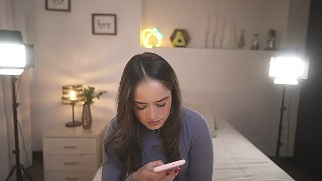 ximena cortez 03 online show from 09-09-25, 10:20