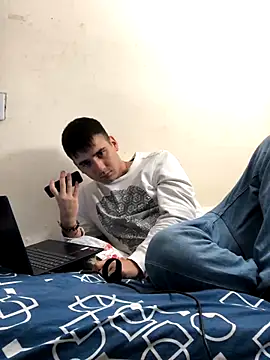 Cesar Augusto online show from 09-27-25, 05:12