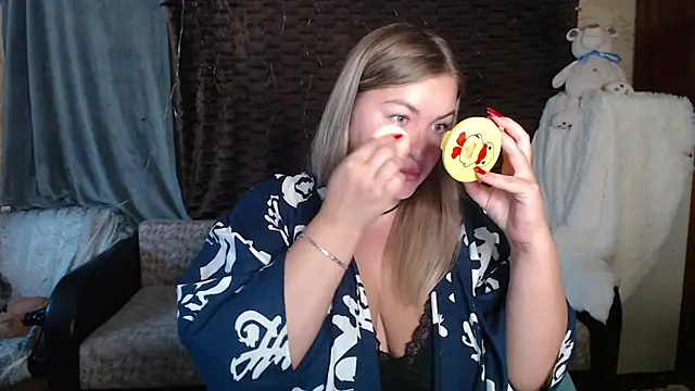 NikaSkylink online show from 10-10-25, 03:38