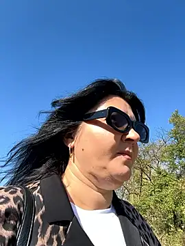 Snapshot of Liza_Will chatting on 09-22-25, 07:32 Liza Will online show from 09-22-25, 07:32