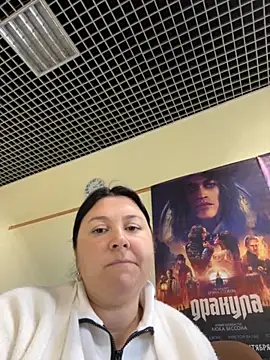 Snapshot of Liza_Will chatting on 09-27-25, 12:10 Liza Will online show from 09-27-25, 12:10