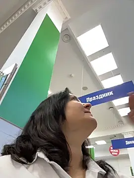 Snapshot of Liza_Will chatting on 10-03-25, 10:23 Liza Will online show from 10-03-25, 10:23