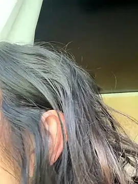 Snapshot of Liza_Will chatting on 10-13-25, 06:35 Liza Will online show from 10-13-25, 06:35