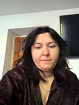 Snapshot of Liza_Will chatting on 10-17-25, 06:49 Liza Will online show from 10-17-25, 06:49