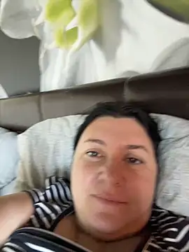 Snapshot of Liza_Will chatting on 10-21-25, 07:20 Liza Will online show from 10-21-25, 07:20