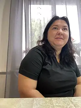 Snapshot of Liza_Will chatting on 10-25-25, 05:59 Liza Will online show from 10-25-25, 05:59