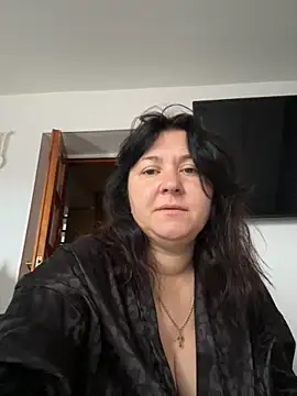 Snapshot of Liza_Will chatting on 10-28-25, 06:28 Liza Will online show from 10-28-25, 06:28