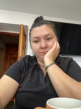 Snapshot of Liza_Will chatting on 11-30-25, 09:24 Liza Will online show from 11-30-25, 09:24