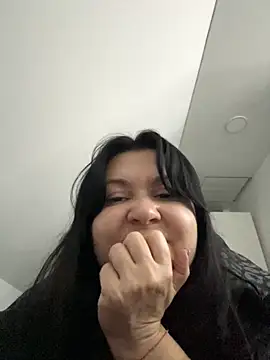 Snapshot of Liza_Will chatting on 11-30-25, 10:03 Liza Will online show from 11-30-25, 10:03