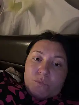 Snapshot of Liza_Will chatting on 12-04-25, 02:04 Liza Will online show from 12-04-25, 02:04