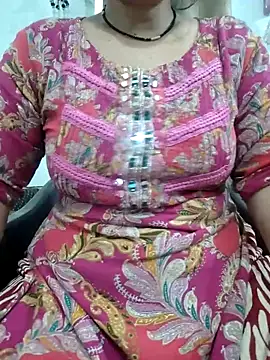 Snapshot of Cuty_siya_143 chatting on 02-01-26, 02:59 Cuty siya 143 online show from 02-01-26, 02:59