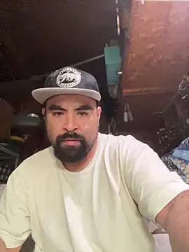 Snapshot of Jonathanfrom420 chatting on 03-12-26, 01:28 Jonathanfrom420 online show from 03-12-26, 01:28