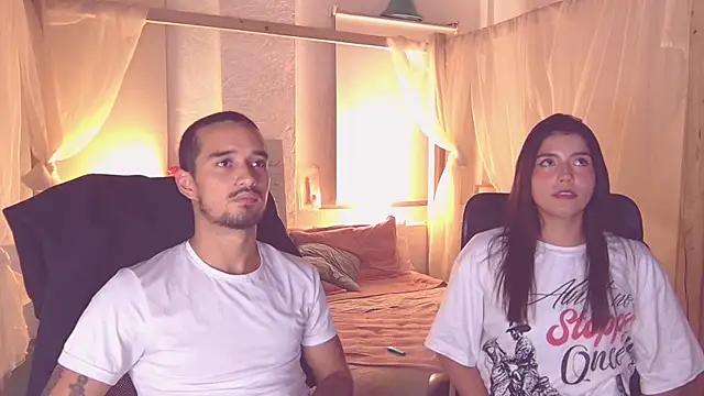 Laila asher online show from 11-15-25, 01:47