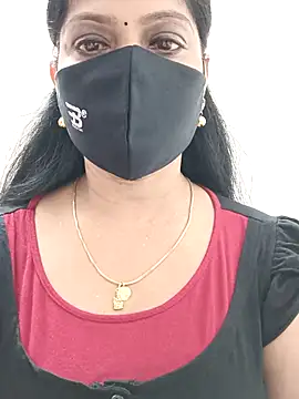 Snapshot of shivani27 chatting on 09-09-25, 06:40 shivani27 online show from 09-09-25, 06:40