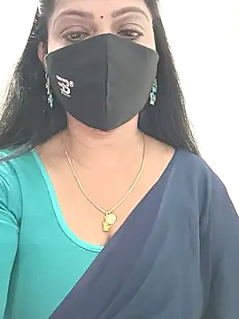 Snapshot of shivani27 chatting on 12-20-25, 04:36 shivani27 online show from 12-20-25, 04:36