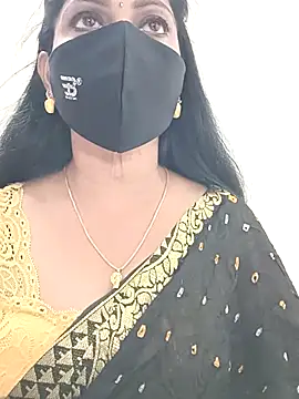 Snapshot of shivani27 chatting on 12-22-25, 06:05 shivani27 online show from 12-22-25, 06:05