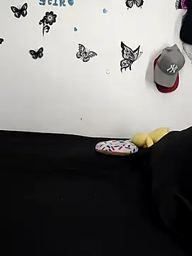 AntonelaMorriz online show from 12-15-25, 08:51