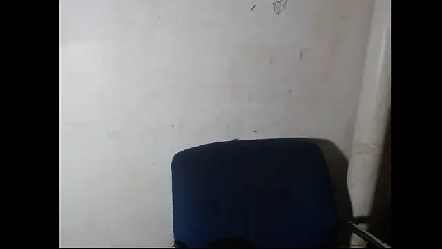 Snapshot of BebaFoxx chatting on 10-20-25, 04:07 BebaFoxx online show from 10-20-25, 04:07