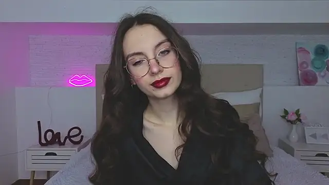 Real cutie1 online show from 02-14-26, 01:52