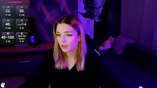 Sandy Belle online show from 09-16-25, 07:04