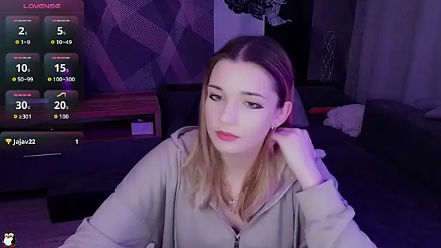 Sandy Belle online show from 11-06-25, 09:37