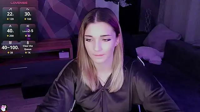 Sandy Belle online show from 11-13-25, 07:46