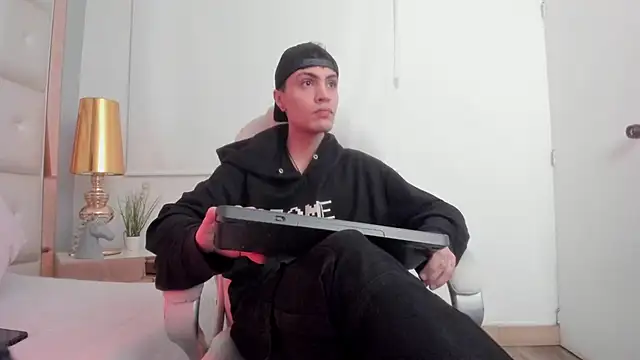 dark sun302 online show from 11-22-25, 10:20