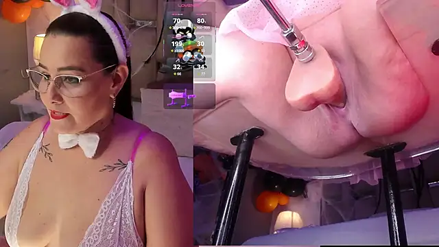 ErikaMontiel   online show from 10-11-25, 08:18