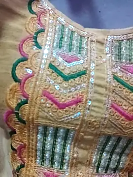 Snapshot of Reeta-rani chatting on 10-08-25, 04:21 Reeta-rani online show from 10-08-25, 04:21