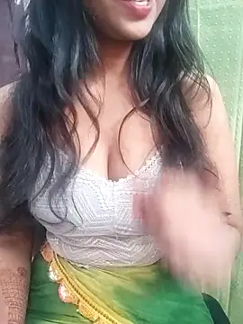 Snapshot of Reeta-rani chatting on 10-14-25, 05:19 Reeta-rani online show from 10-14-25, 05:19